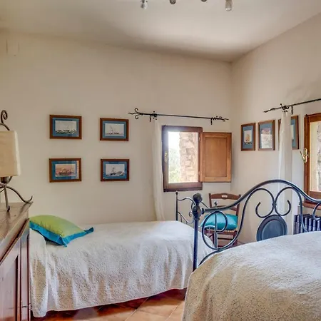 别墅 Torricella Sleeps 21 Pool Wifi 斯波莱托