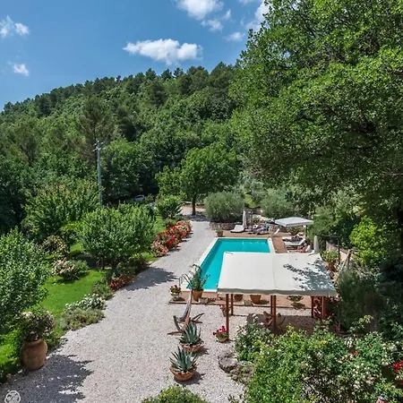 Torricella Sleeps 21 Pool Wifi 斯波莱托