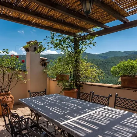 别墅 Torricella Sleeps 21 Pool Wifi 斯波莱托