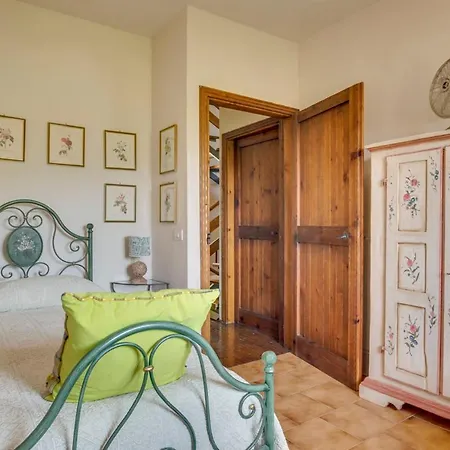 别墅 Torricella Sleeps 21 Pool Wifi